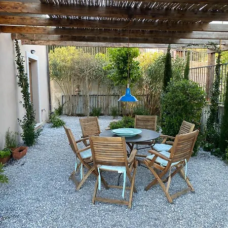 Bright With Garden And Sea-view Terrace 公寓 马达莱纳