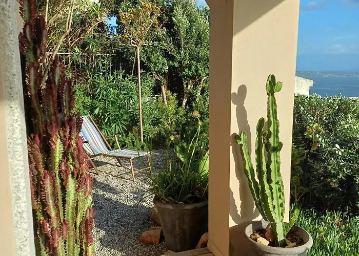 Bright With Garden And Sea-view Terrace La Maddalena
