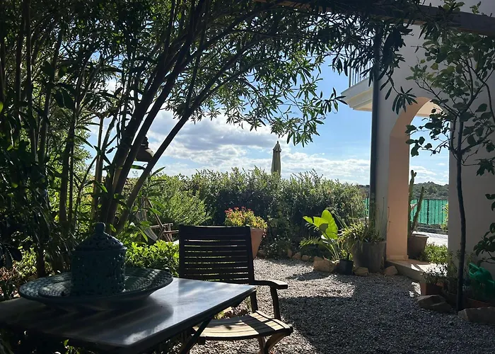 Bright With Garden And Sea-view Terrace Apartman